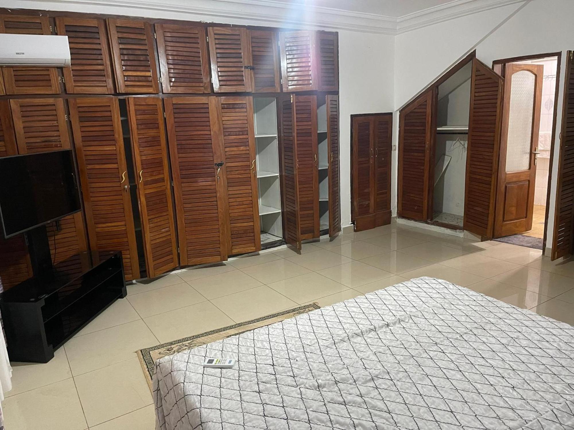 Toundalia Residence Yaoundé Buitenkant foto