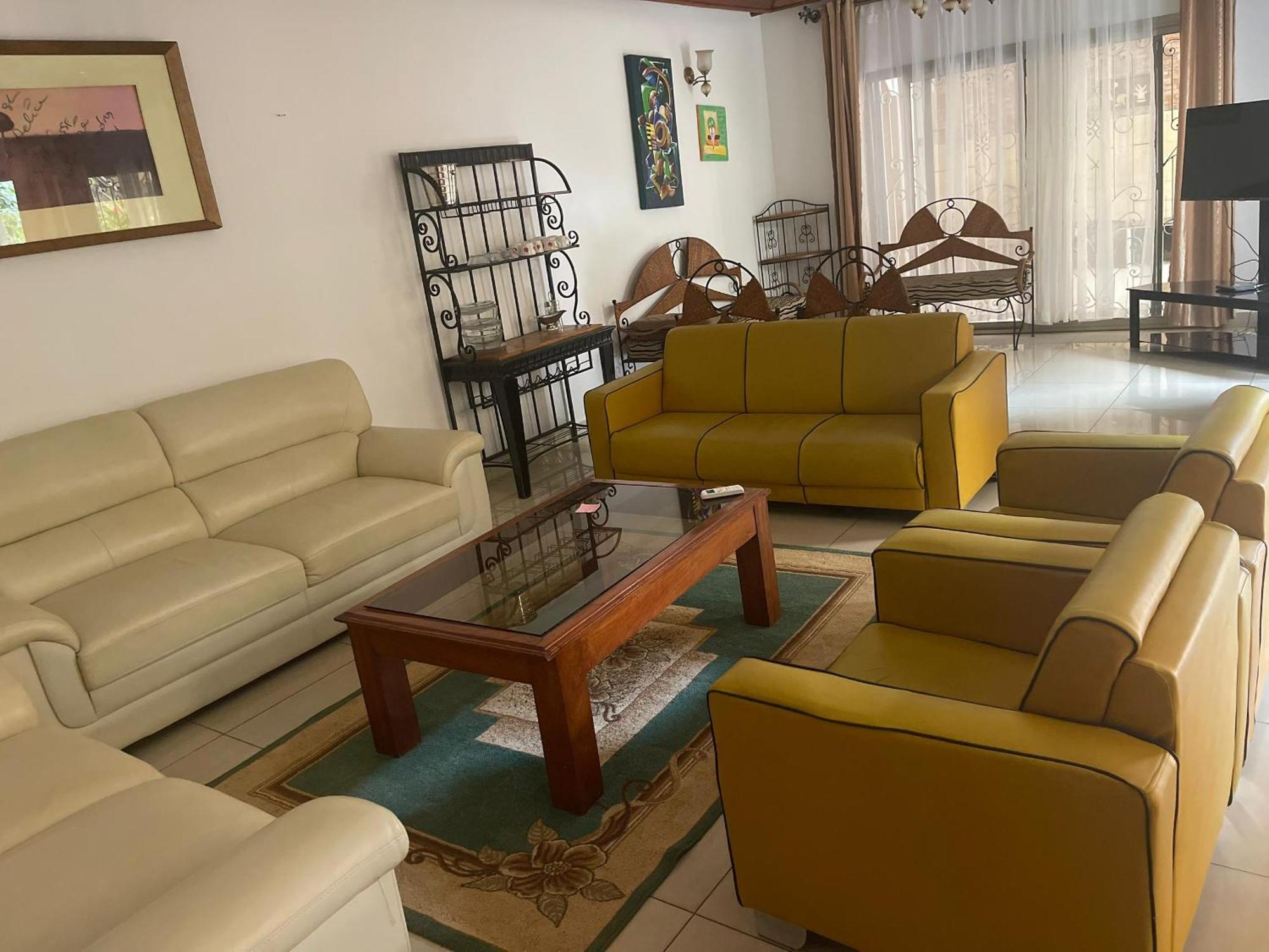 Toundalia Residence Yaoundé Buitenkant foto