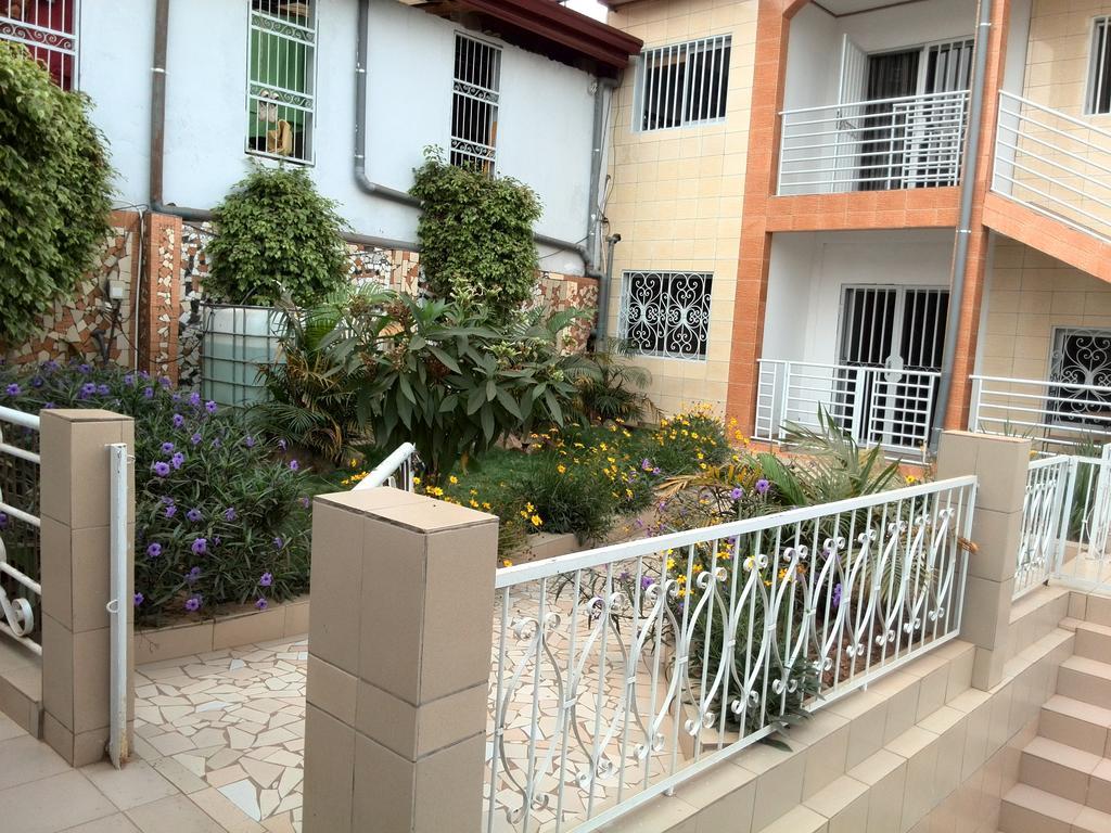 Toundalia Residence Yaoundé Buitenkant foto