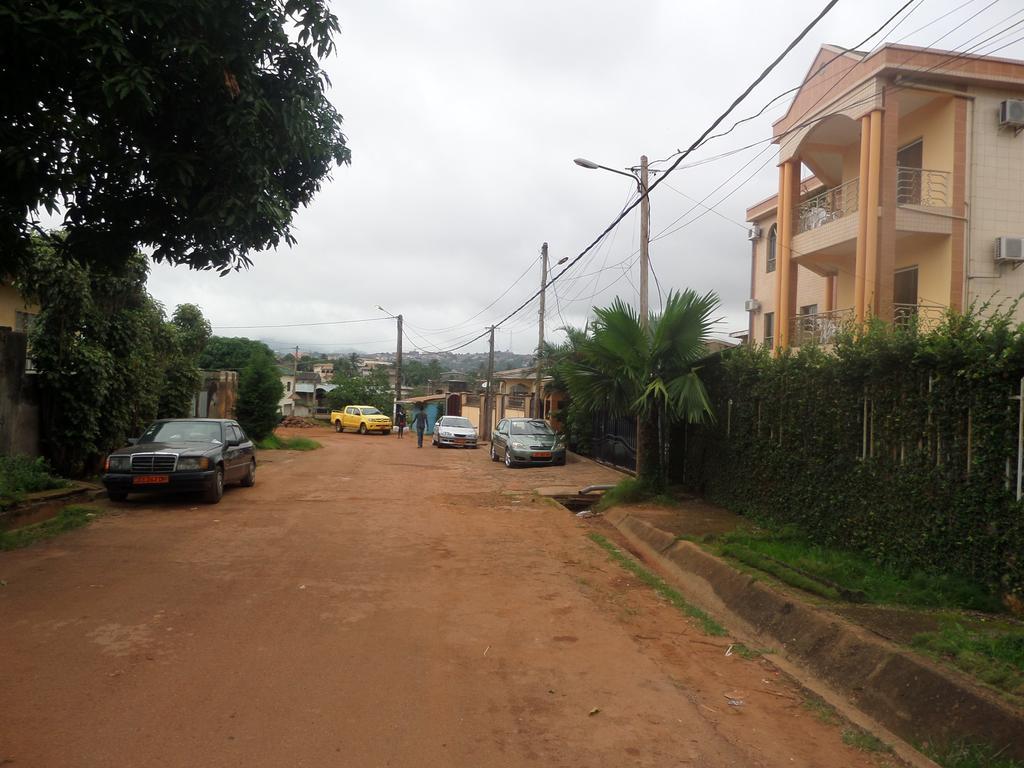 Toundalia Residence Yaoundé Buitenkant foto