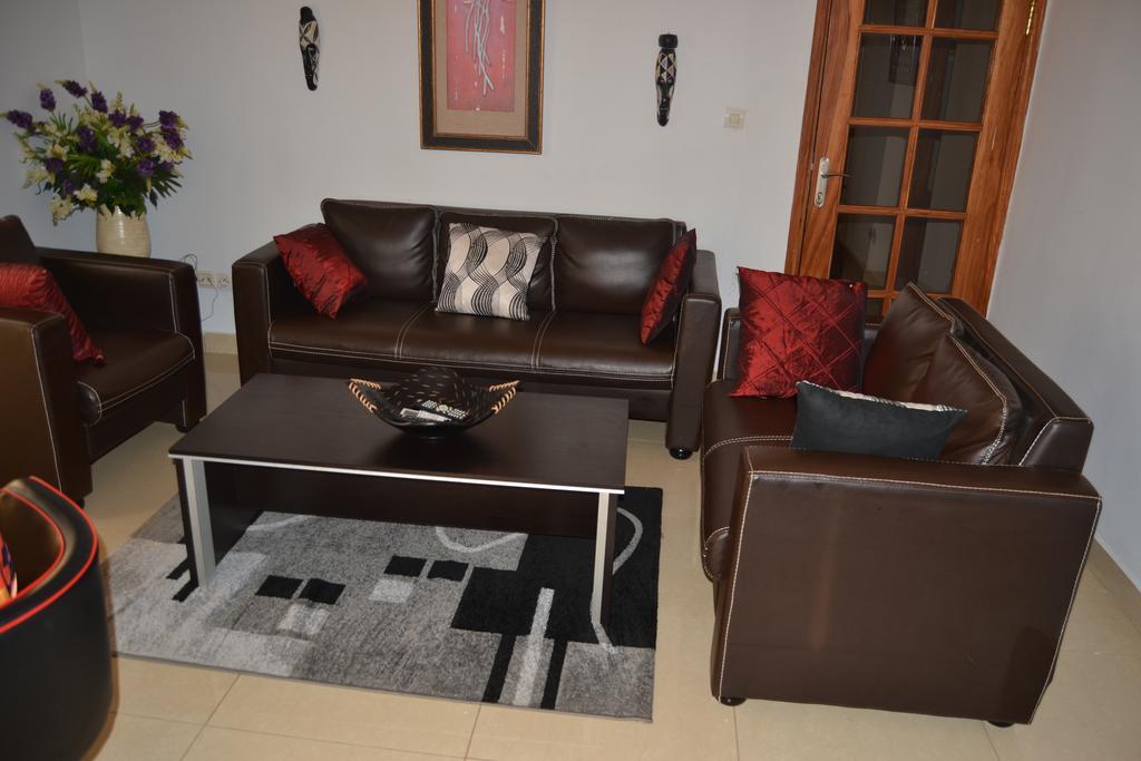 Toundalia Residence Yaoundé Buitenkant foto