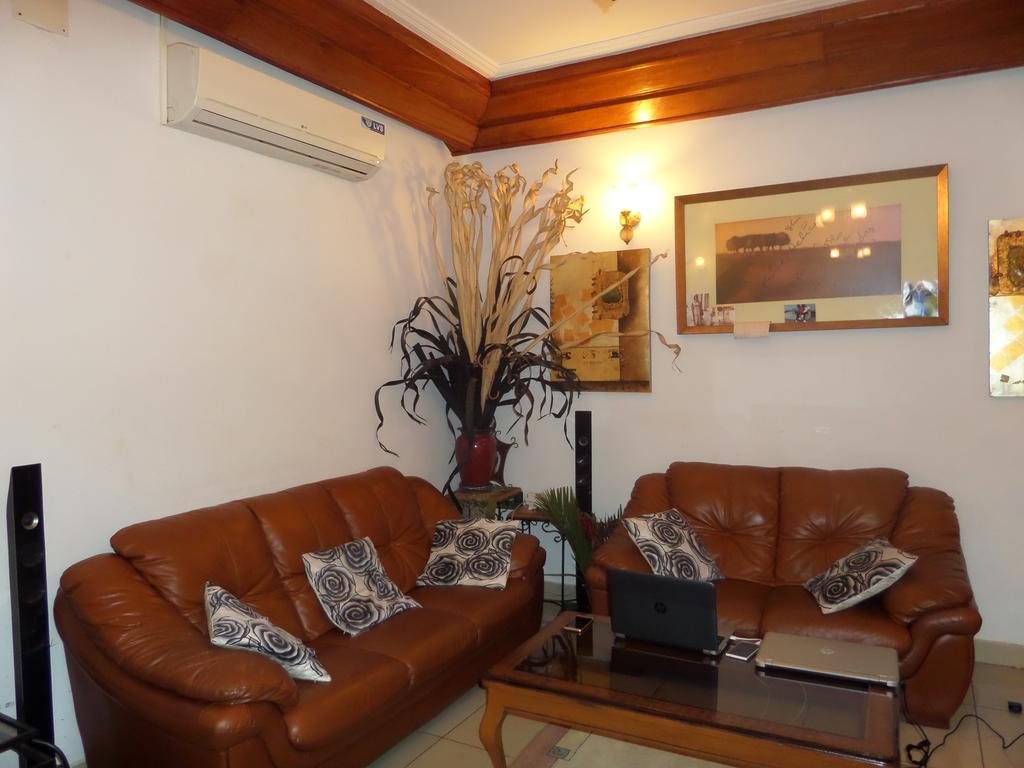 Toundalia Residence Yaoundé Buitenkant foto