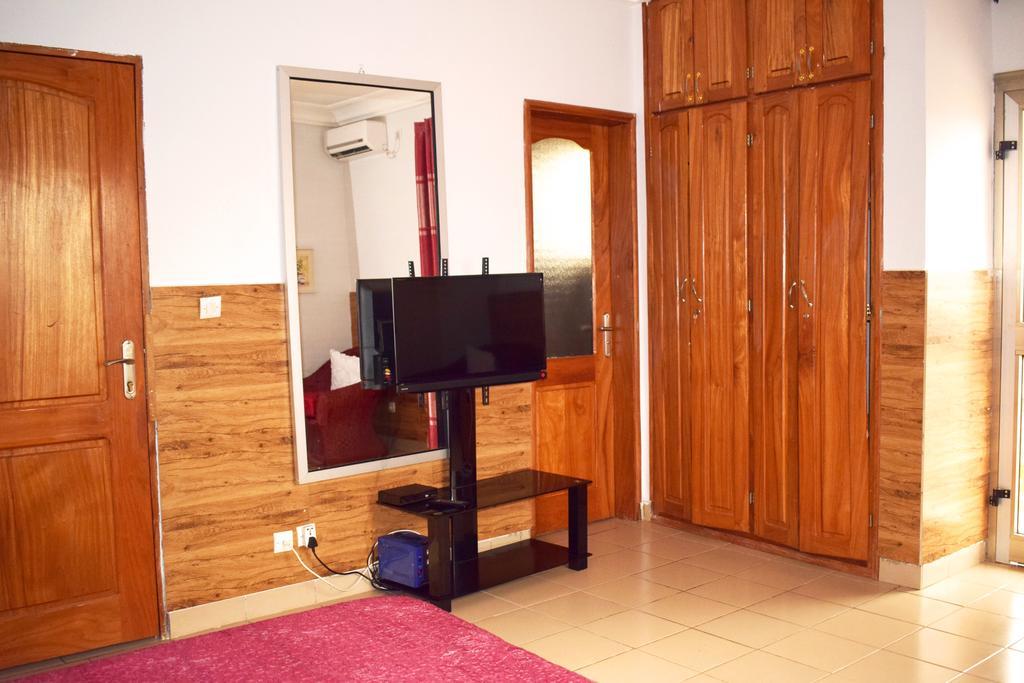 Toundalia Residence Yaoundé Kamer foto