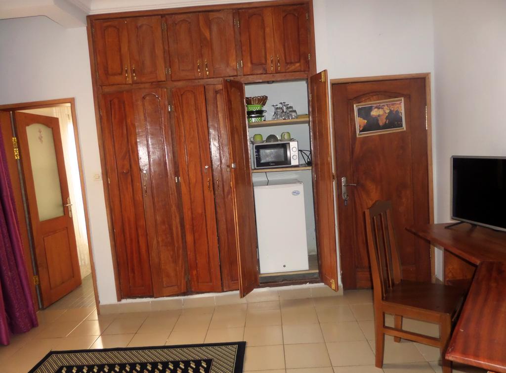 Toundalia Residence Yaoundé Kamer foto