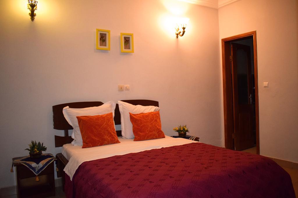 Toundalia Residence Yaoundé Kamer foto