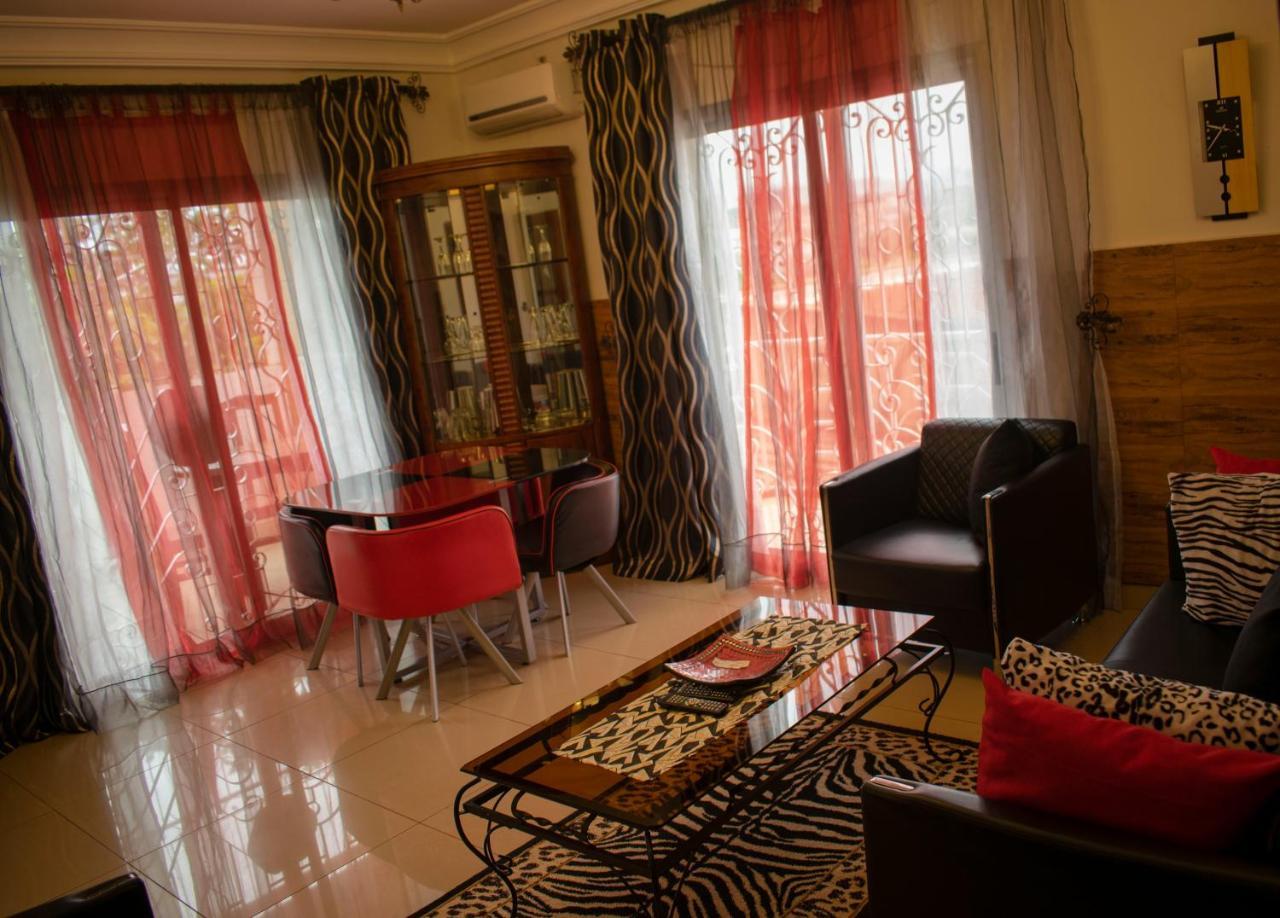 Toundalia Residence Yaoundé Buitenkant foto